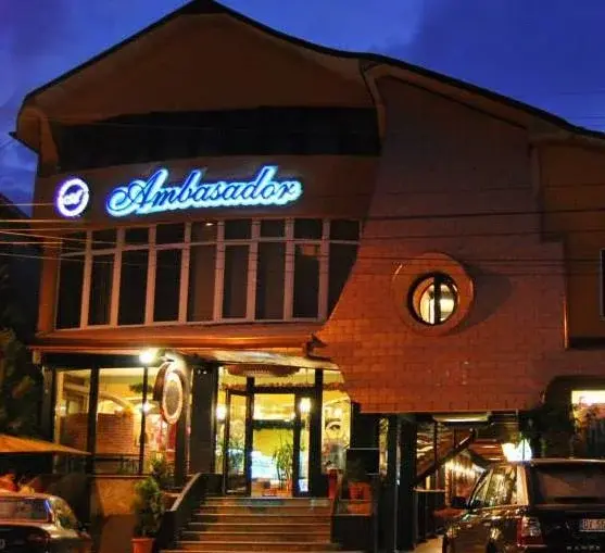 Restaurant nuntă Gorj – Restaurant Ambasador